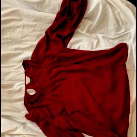 Red flowy long sleeve - Picture 1 of 1